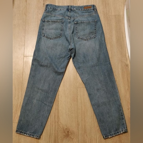 Blue Mom Jeans - Picture 4 of 4